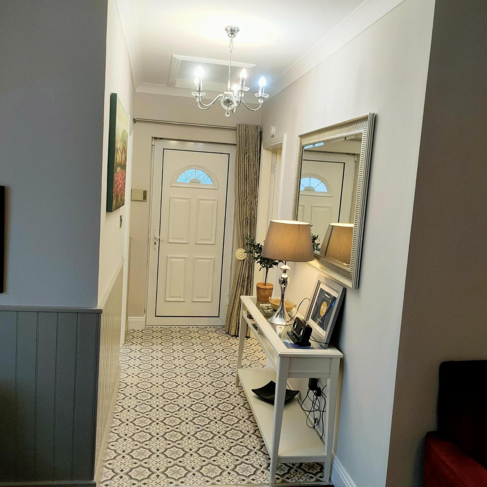 Russell Mews Apartment Ennis Bagian luar foto